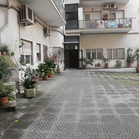 Apartment Vatican 84 *